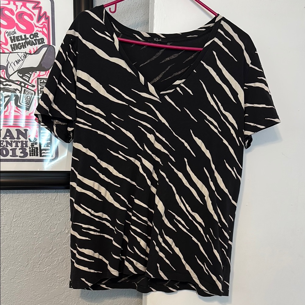 Rails Chic Black and White Women's Cotton Top